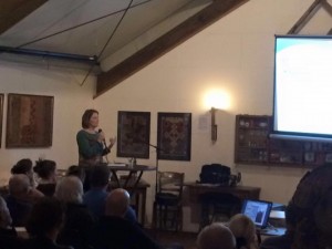 Presentatie 'Adoptie van moederloze veulens' door Merel Dierks